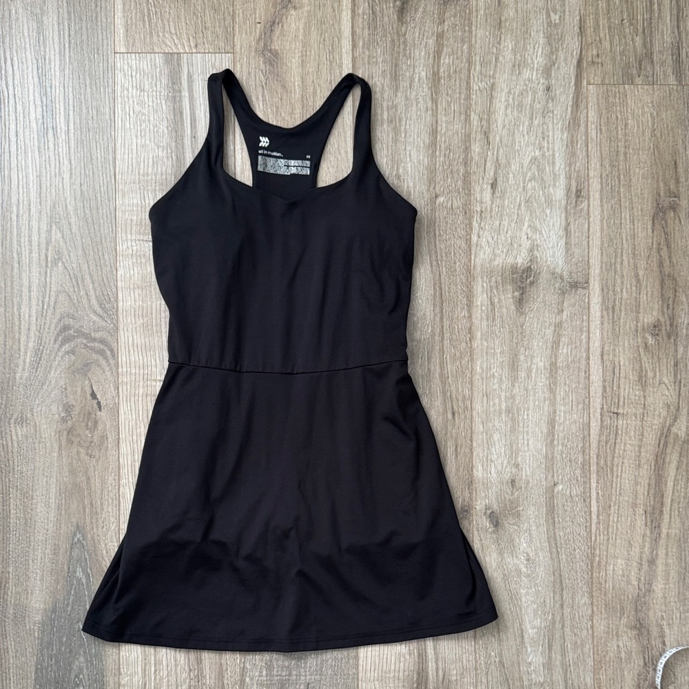 All in Motion Women’s athletic black dress with built-in shorts Size XS